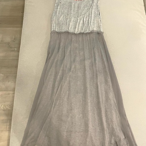 Authentic Velvet dress - Picture 5 of 8